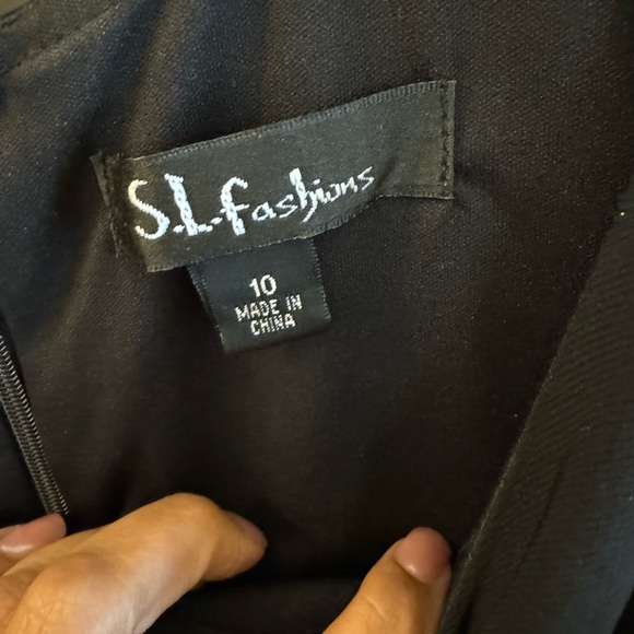 Beautiful midi length black dress with embellished border - Picture 3 of 5